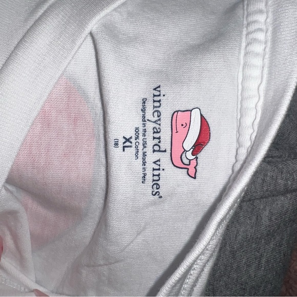 vineyard vines christmas long sleeve - Picture 3 of 3